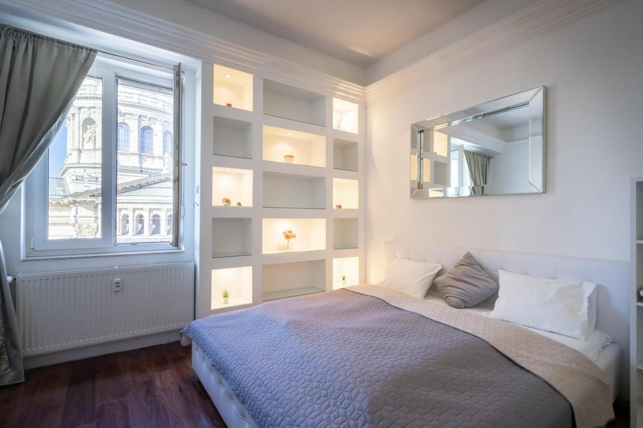 Basilica And Castle View Luxury Suite, Free Parking Reservation Needed Budapest Exterior photo
