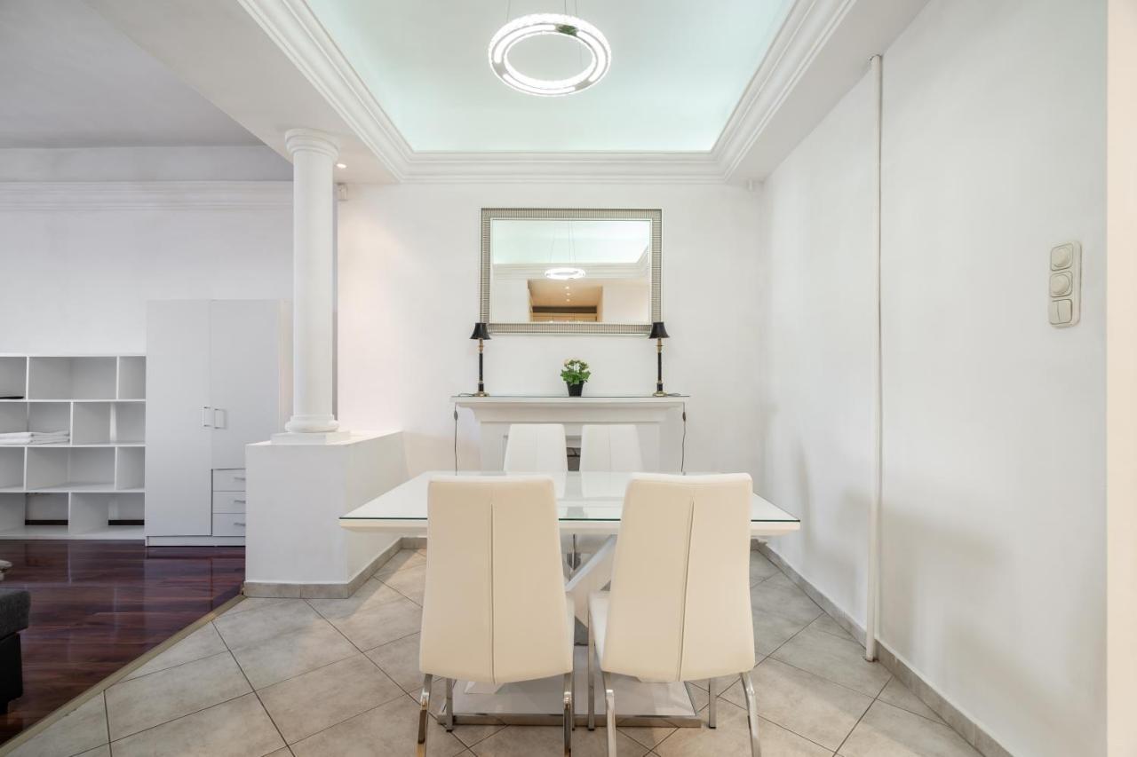 Basilica And Castle View Luxury Suite, Free Parking Reservation Needed Budapest Exterior photo