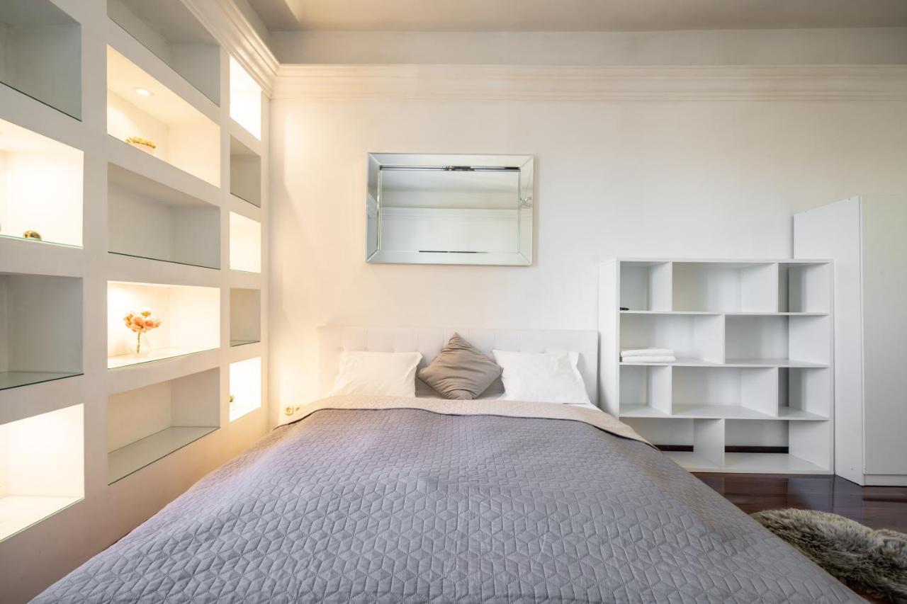 Basilica And Castle View Luxury Suite, Free Parking Reservation Needed Budapest Exterior photo